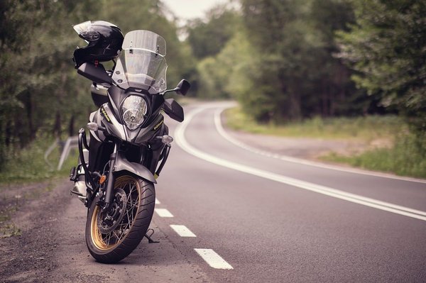 Le guide ultime des campings pour motards : Où planter sa tente en toute tranquillité